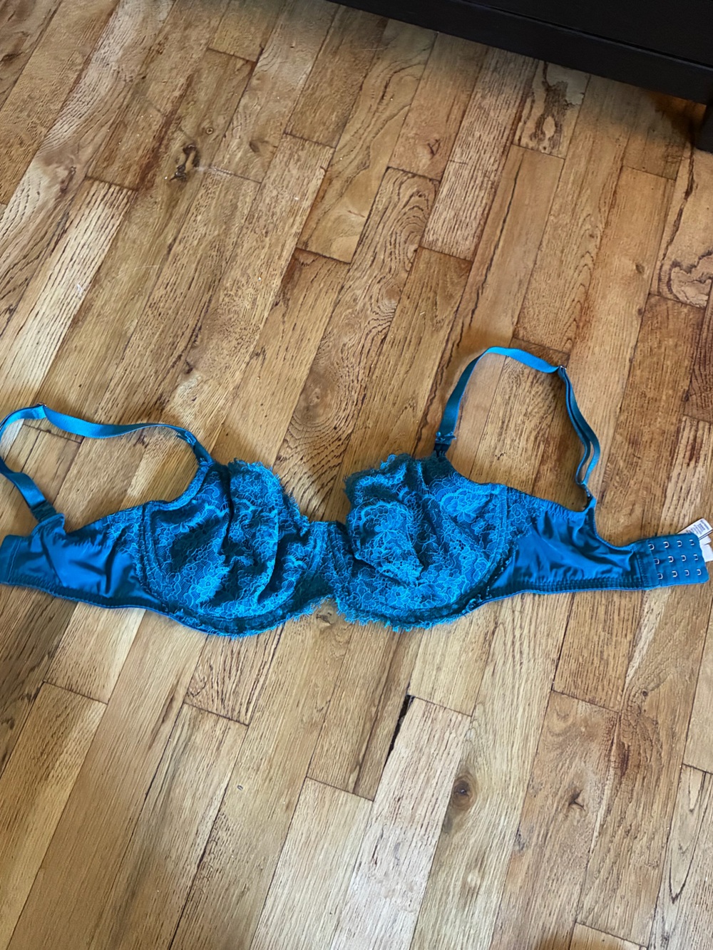 Victoria's Secret Teal Lace Unlined Push up Bra